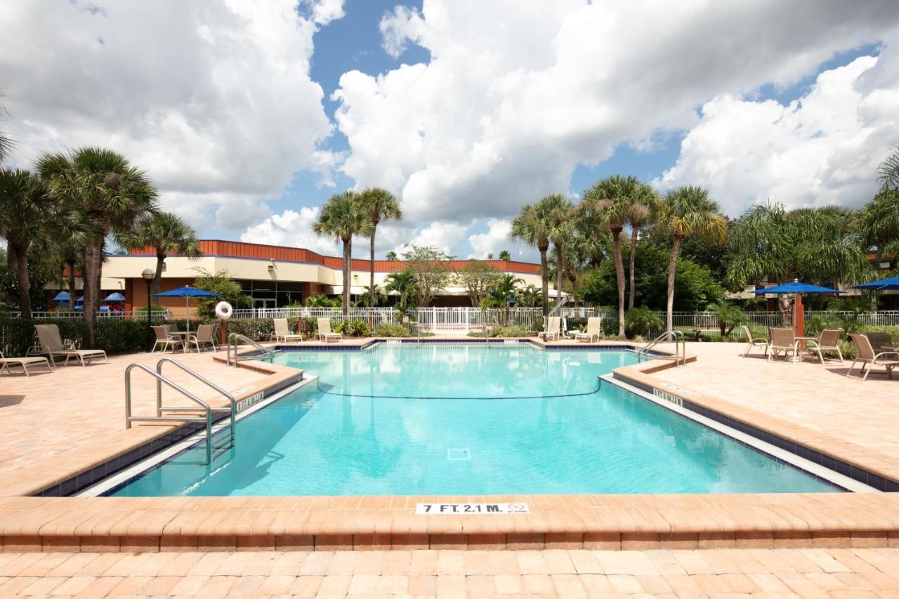 Maingate Kissimmee Hotel Exterior photo